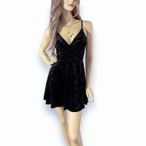 Love Fire Black Velvet Mini Slip Dress | Whimsygoth Vibes Date Night Outfit Sz S